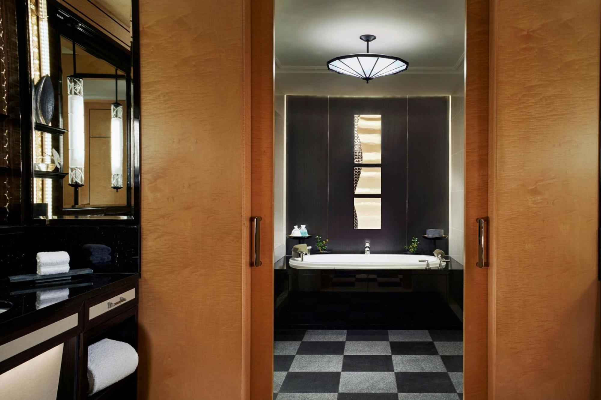 The Ritz-carlton, 5* Tōkyō
